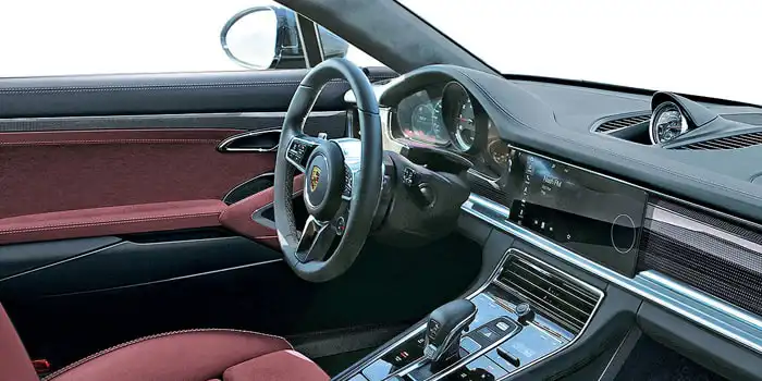 Porsche Panamera интериор